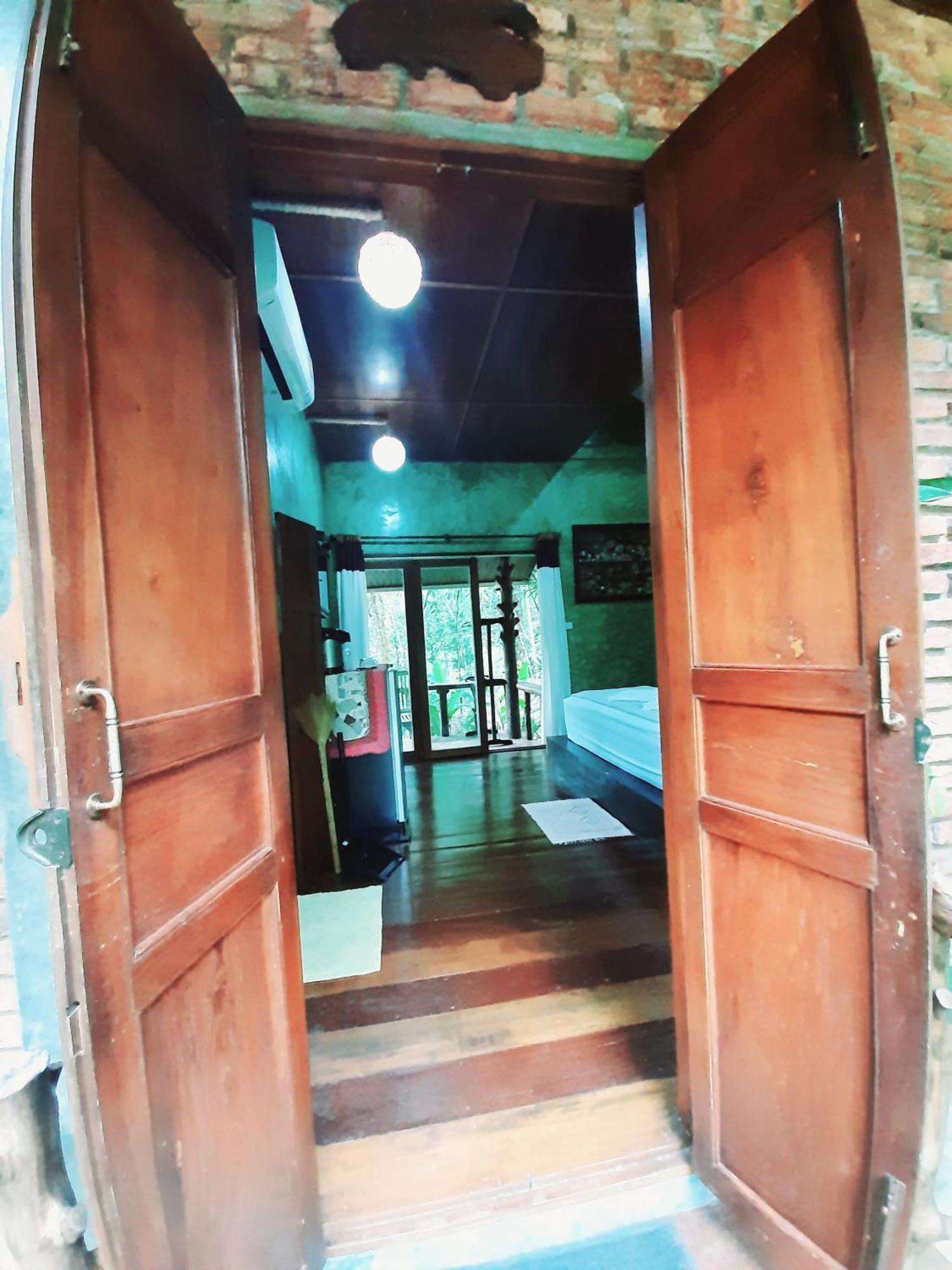 Tuaprodhome Khao Lak Cameră foto