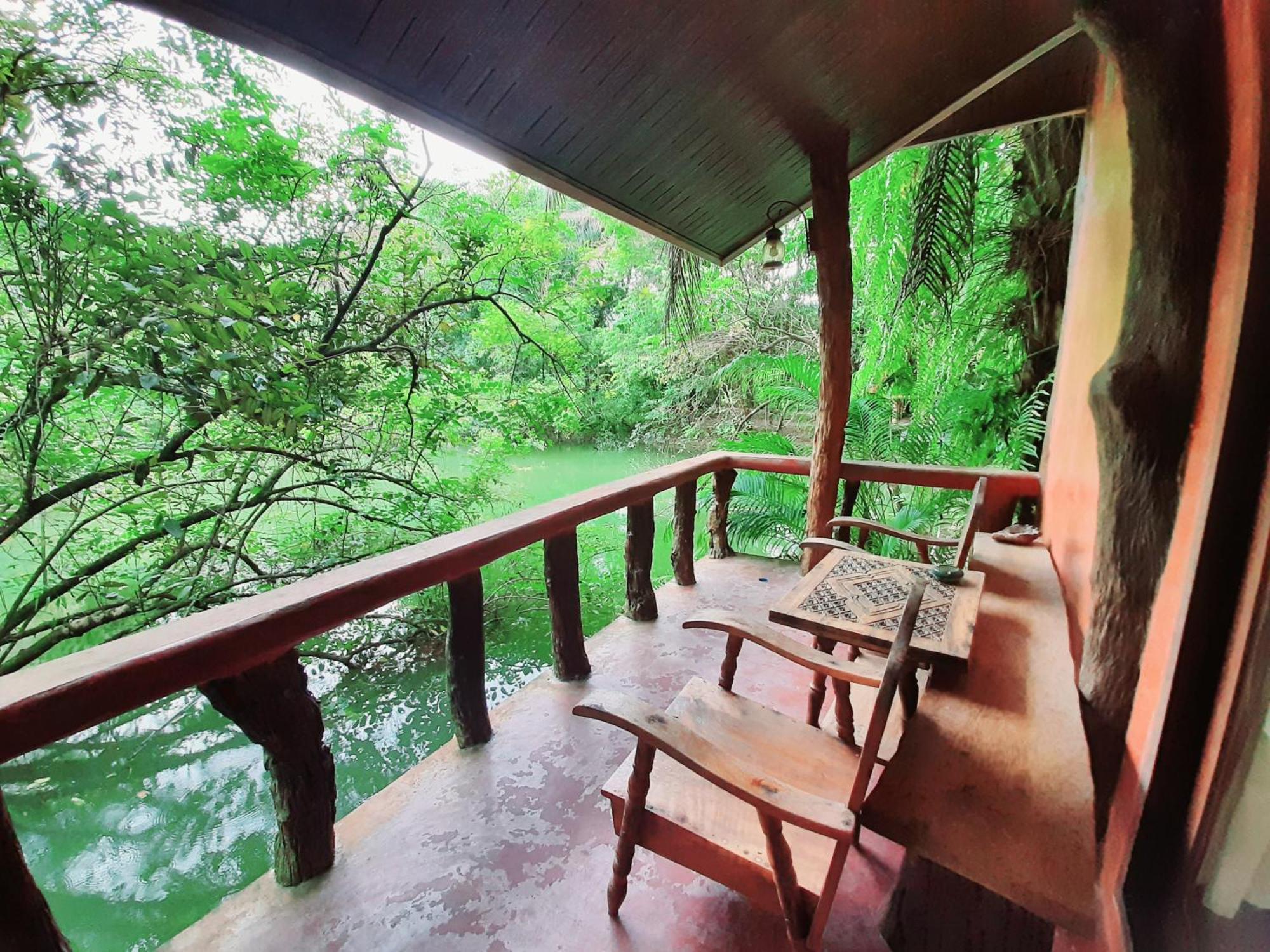 Tuaprodhome Khao Lak Cameră foto