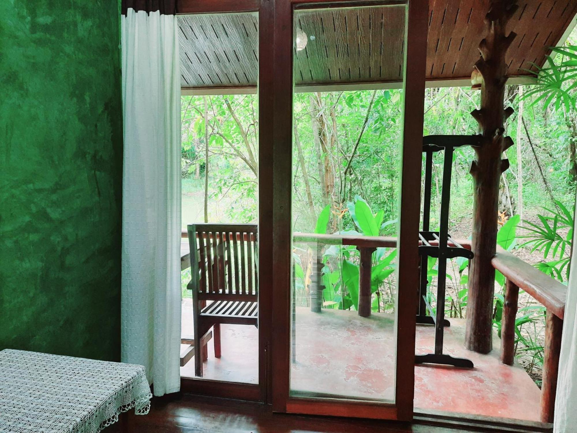 Tuaprodhome Khao Lak Cameră foto